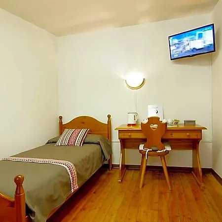 Ou Crierel Albergue