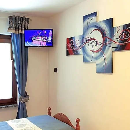 Ou Crierel Albergue Lillianes