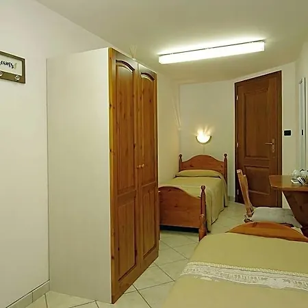 Ou Crierel Albergue Lillianes